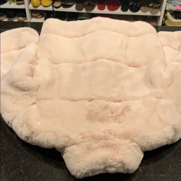 NEW Apparis Sarah Soft FauxFur coat Light Pink L - Picture 4 of 8
